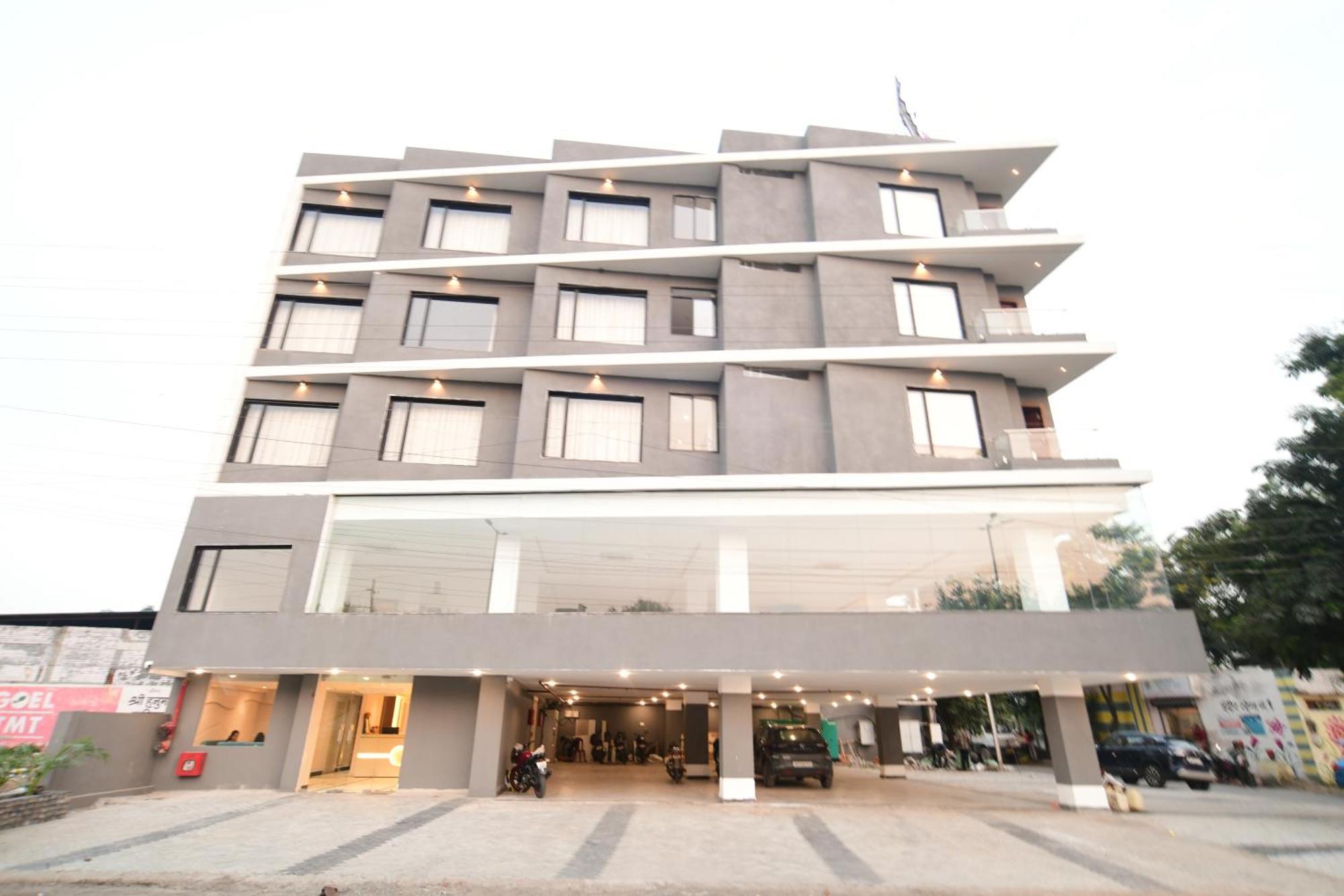 Aceotel Premier, Vijay Nagar Indore Extérieur photo