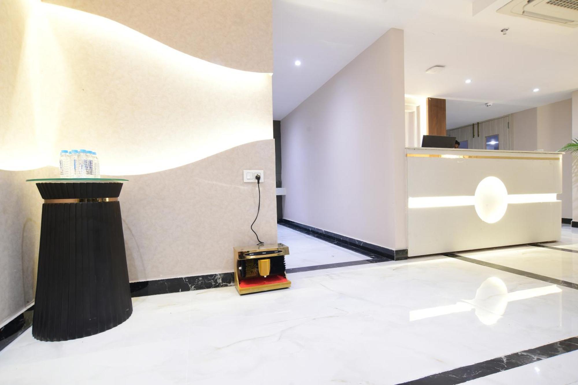 Aceotel Premier, Vijay Nagar Indore Extérieur photo
