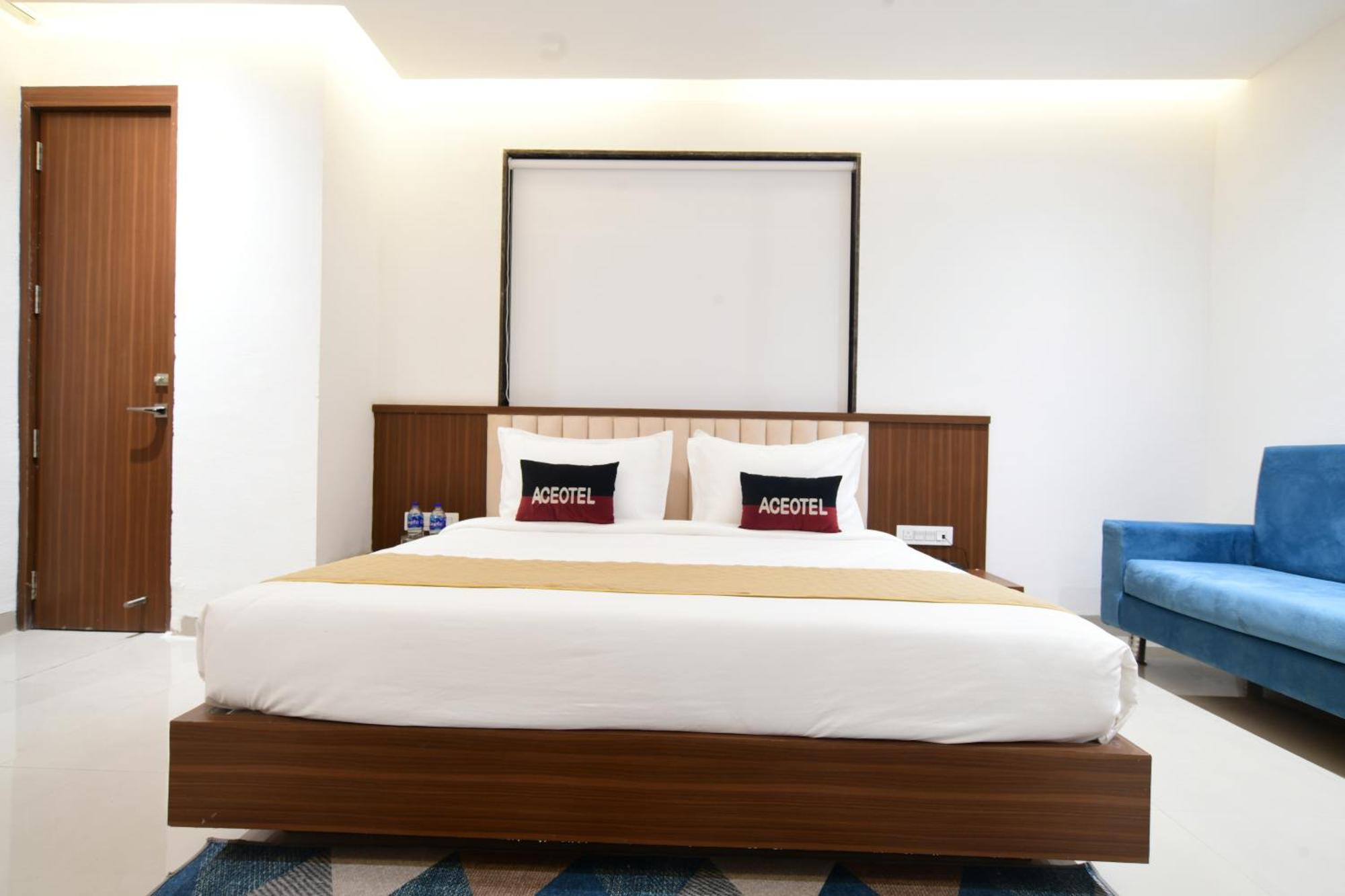 Aceotel Premier, Vijay Nagar Indore Extérieur photo