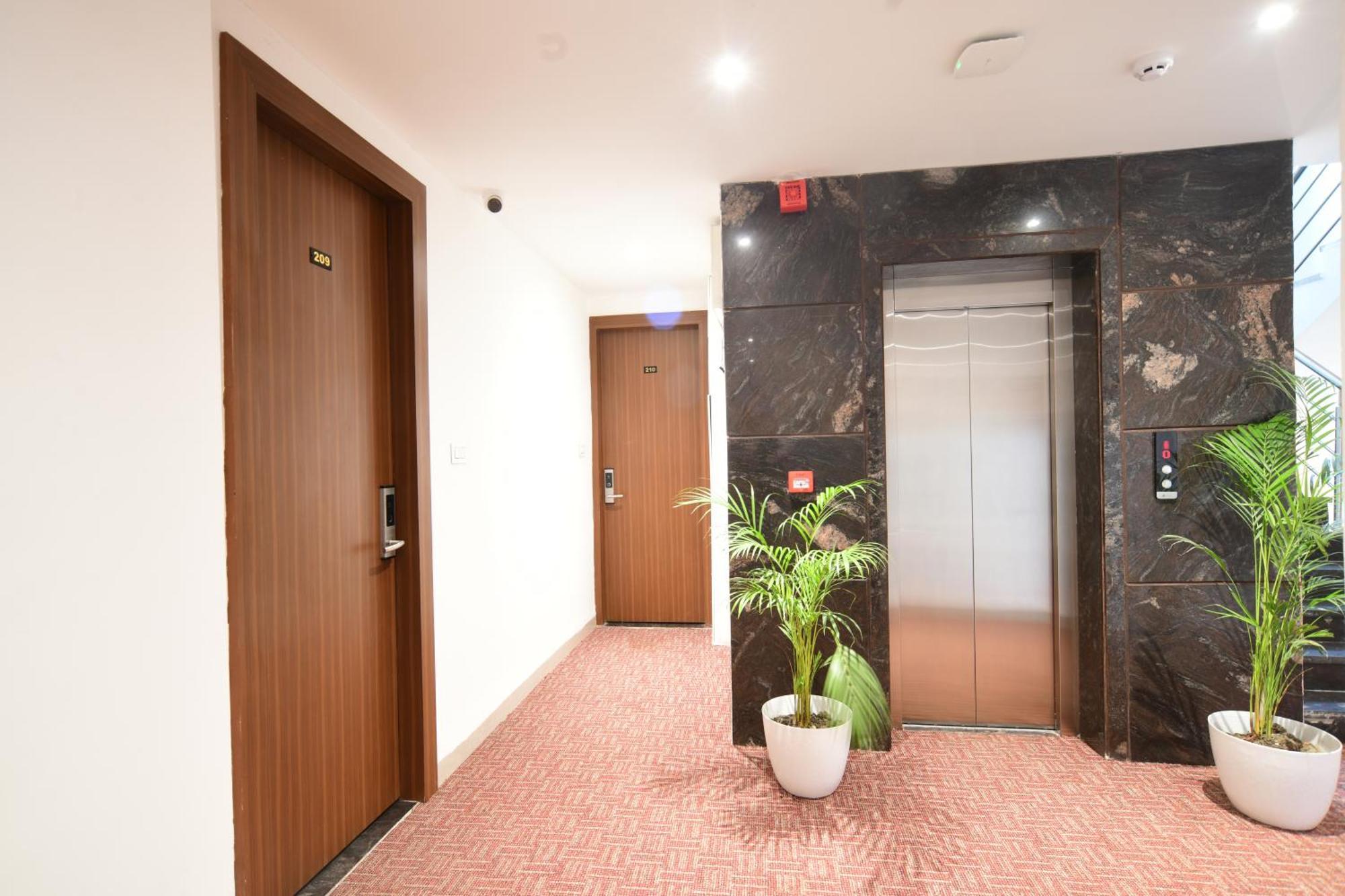 Aceotel Premier, Vijay Nagar Indore Extérieur photo